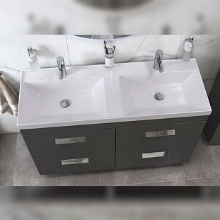 ����� � ��������� ��������� Velvex Orlando  ������, 120 �� �� �������� ������� � �. ������� �����